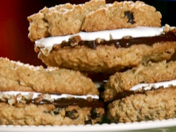 Fluffy Oatmeal Sandwich Cookies