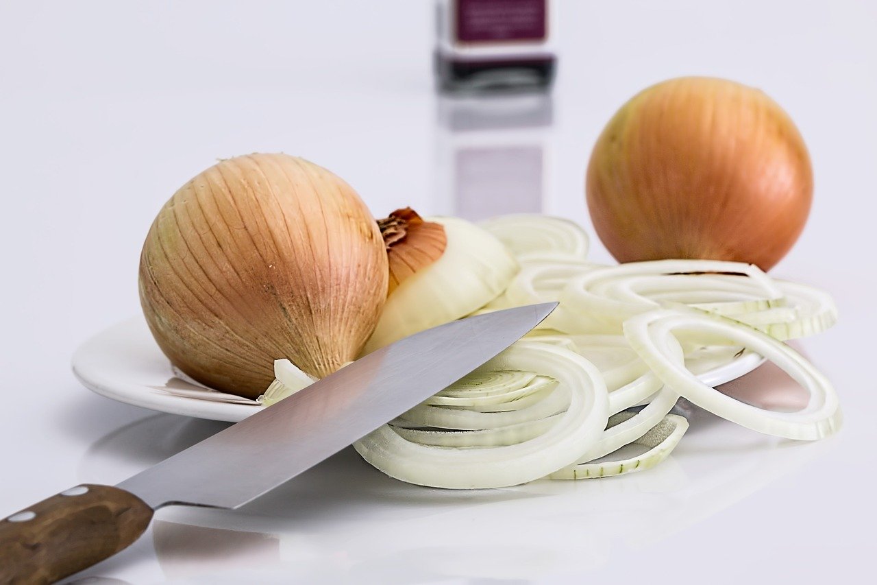 Image by Steve Buissinne from Pixabay Onions